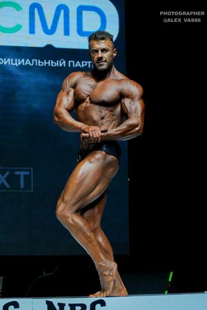 CLASSIC PHYSIQUE НОВИЧКИ